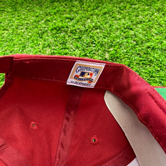 Retro Philadelphia Phillies MLB Velcroback Hat! OSFA + NWOT! - Picture 6 of 6